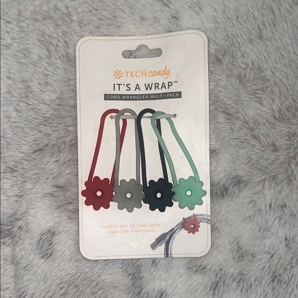 Tech Candy - It's a Wrap Cord Wranglers